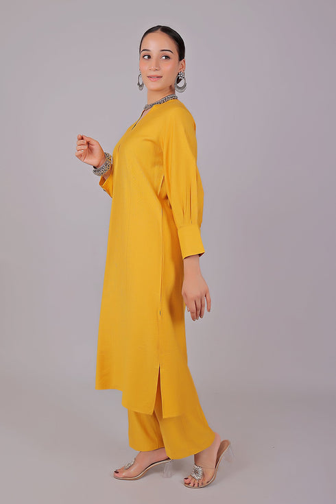 Veshbhoshaa Bluesaanchi Women'S Yellow Kurti With Trouser Pajama Set